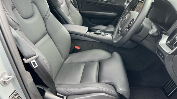 Used Volvo V60 2025 for sale - 75709979: Photo 9