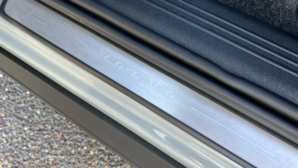 Used Volvo XC40 2025 for sale - 76874597: Photo 41