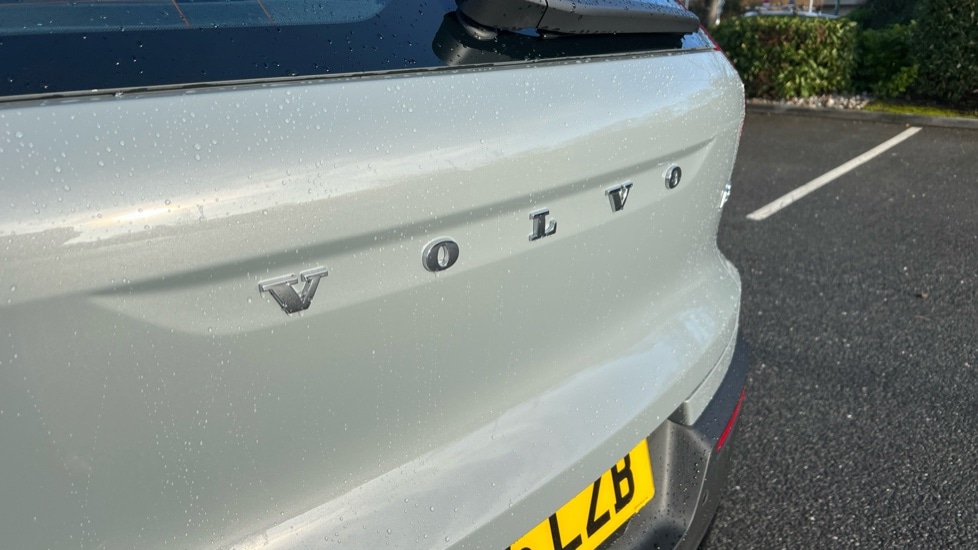 Used Volvo XC40 2025 for sale - 76874597: Photo 46