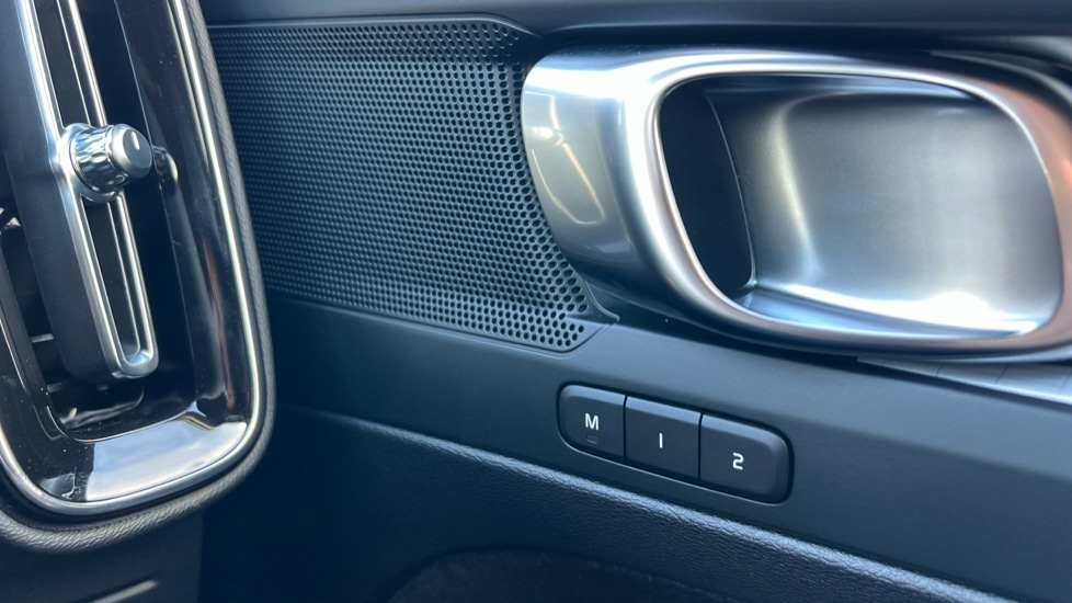 Used Volvo XC40 2025 for sale - 76874597: Photo 52