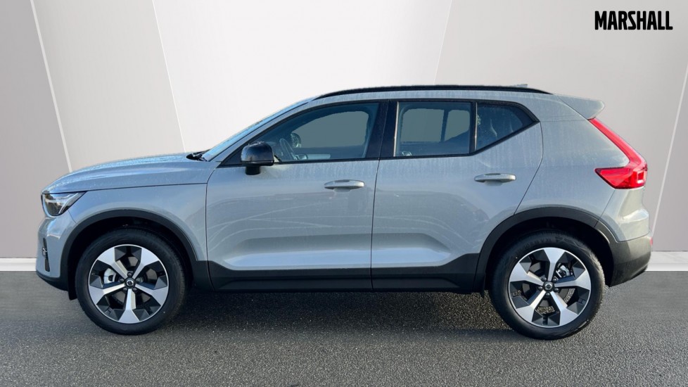 Used Volvo XC40 2025 for sale - 76874597: Photo 8