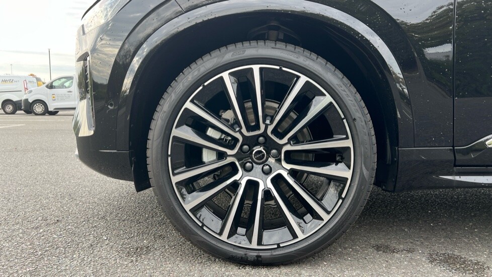 Used Volvo XC90 2025 for sale - 76062003: Photo 25