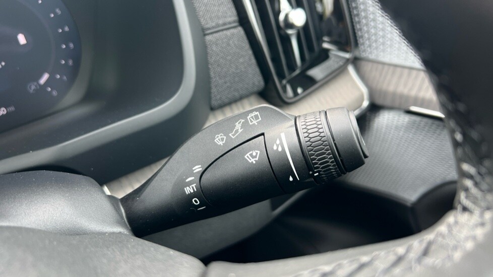 Used Volvo XC90 2025 for sale - 76062003: Photo 30