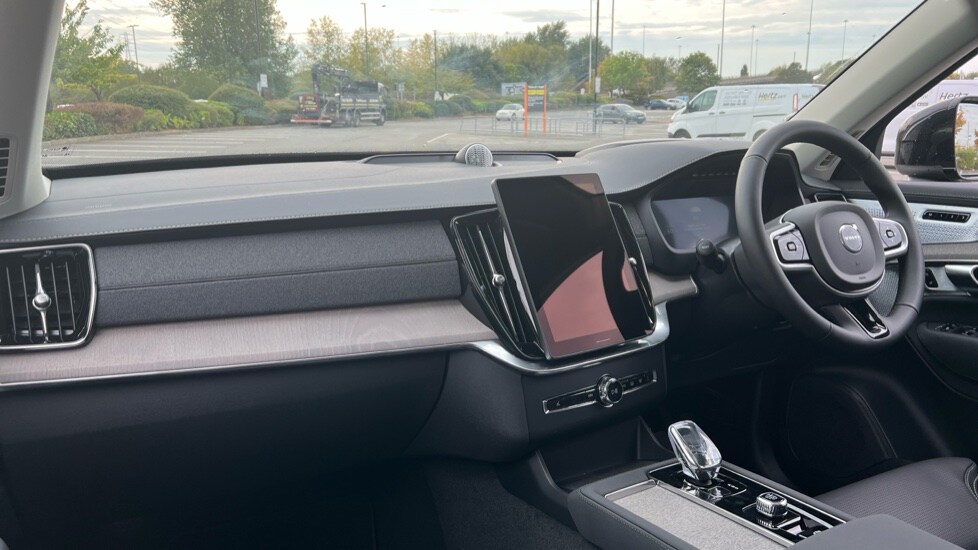 Used Volvo XC90 2025 for sale - 76062003: Photo 4