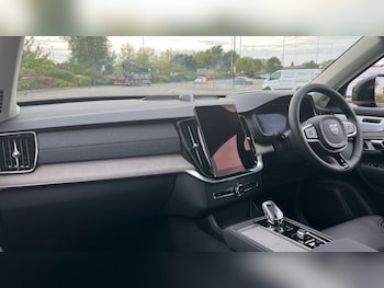 Used Volvo XC90 2025 for sale - 76062003: Photo 4