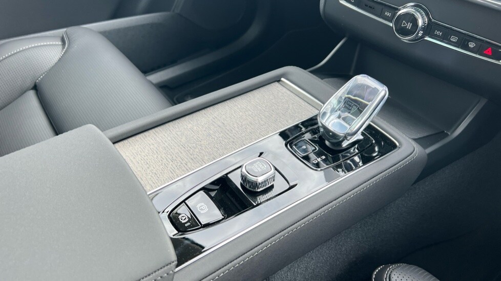 Used Volvo XC90 2025 for sale - 76062003: Photo 62