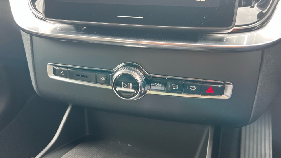 Used Volvo XC90 2025 for sale - 76062003: Photo 70