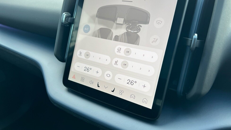 Used Volvo EX30 2025 for sale - 76146234: Photo 57