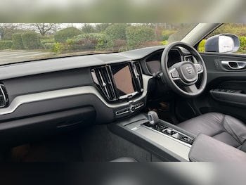 Used Volvo XC60 2023 for sale - 77010250: Photo