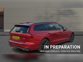 Used Volvo V60 2019 for sale - 75943161: Photo