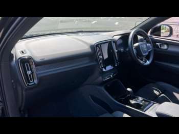 Used Volvo XC40 2025 for sale - 74707917: Photo