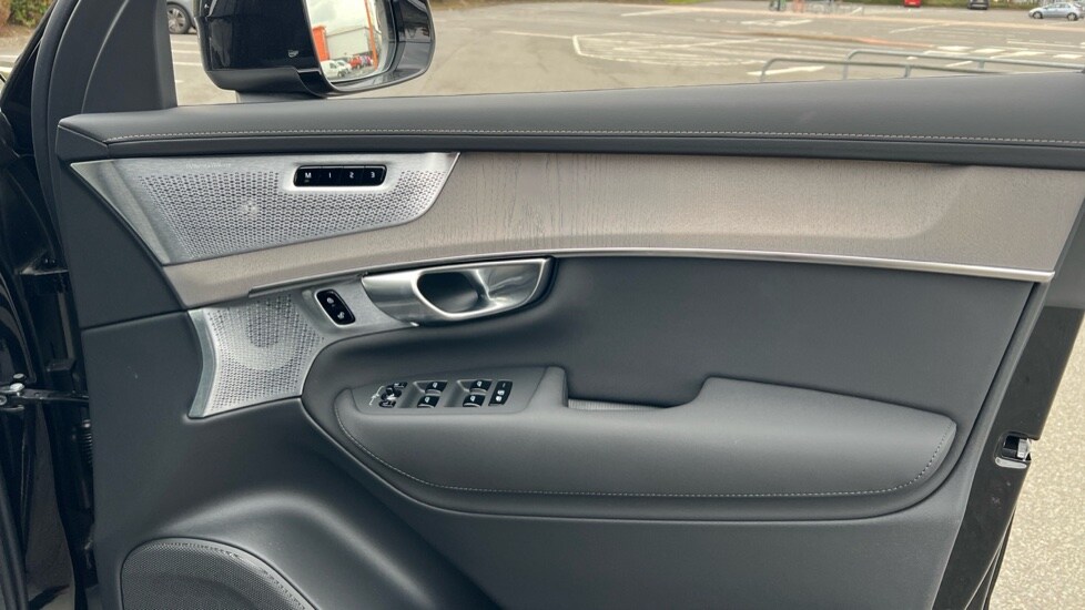 Used Volvo XC90 2025 for sale - 76062006: Photo 15