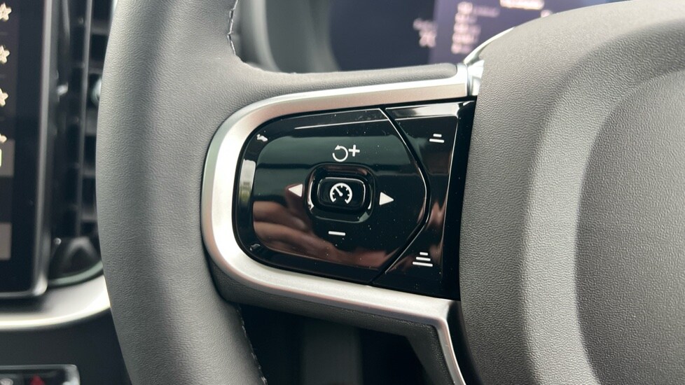 Used Volvo XC90 2025 for sale - 76062006: Photo 18