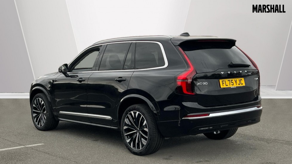 Used Volvo XC90 2025 for sale - 76062006: Photo 2