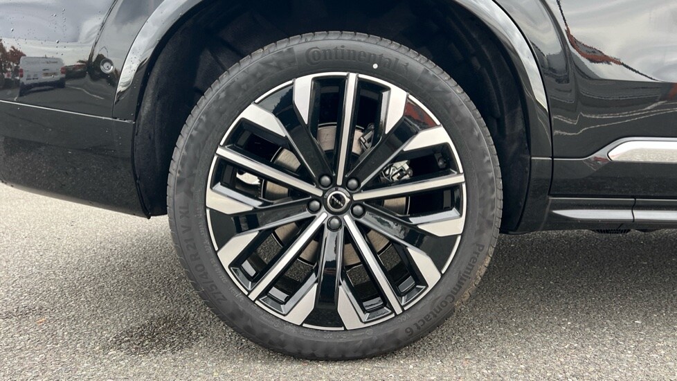 Used Volvo XC90 2025 for sale - 76062006: Photo 24