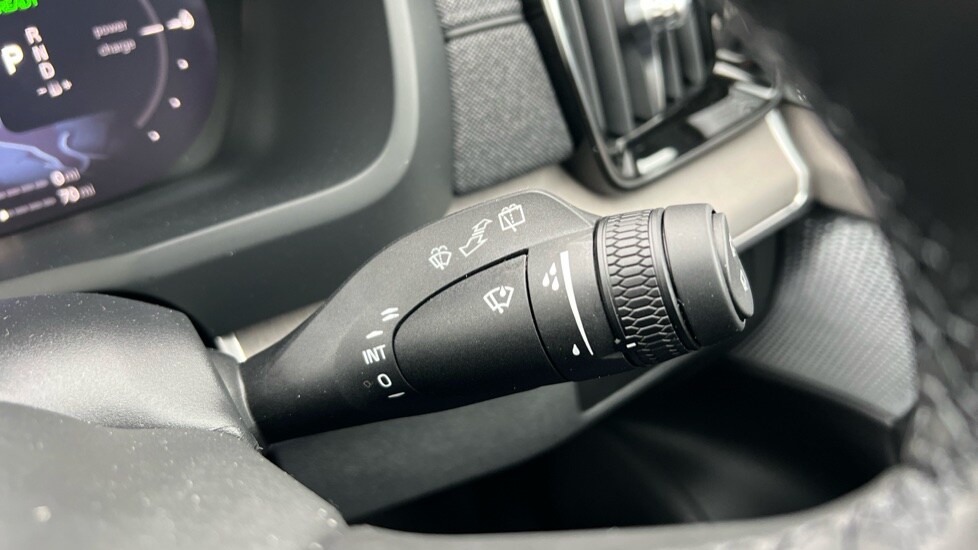 Used Volvo XC90 2025 for sale - 76062006: Photo 30