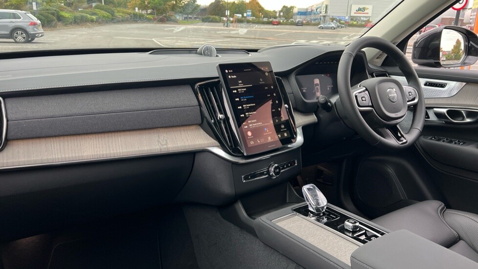 Used Volvo XC90 2025 for sale - 76062006: Photo 4