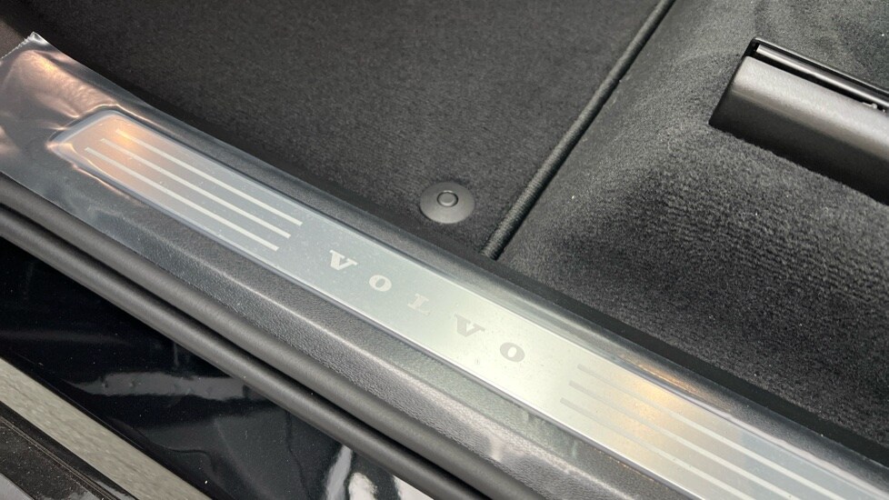 Used Volvo XC90 2025 for sale - 76062006: Photo 42