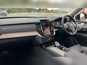 Used Volvo XC90 2025 for sale - 76062006: Photo 4