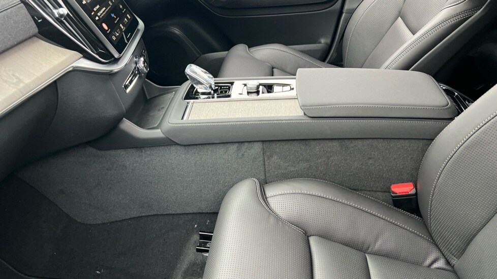 Used Volvo XC90 2025 for sale - 76062006: Photo 58