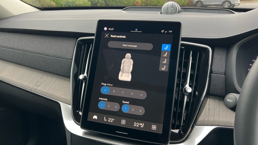 Used Volvo XC90 2025 for sale - 76062006: Photo 73