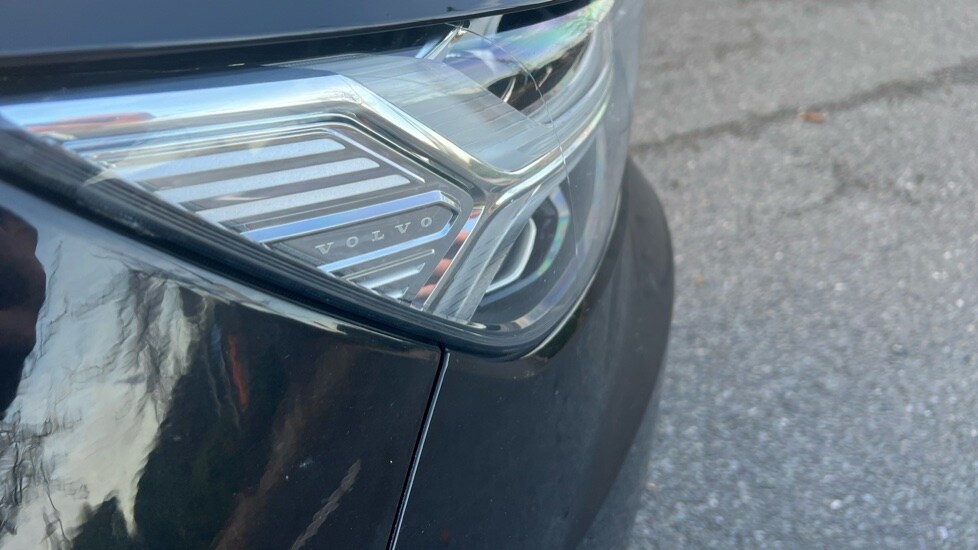 Used Volvo XC40 2020 for sale - 76593711: Photo 43