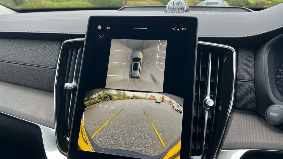 Used Volvo XC90 2025 for sale - 76146131: Photo 35