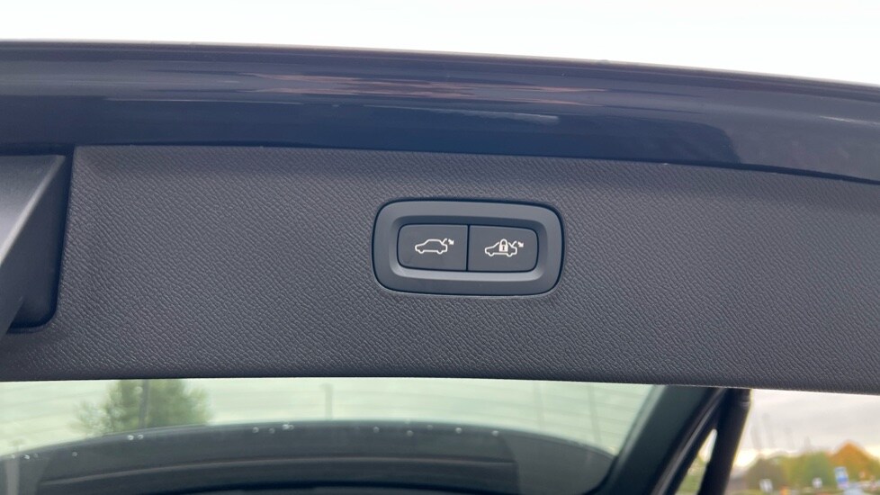 Used Volvo XC90 2025 for sale - 76146131: Photo 40