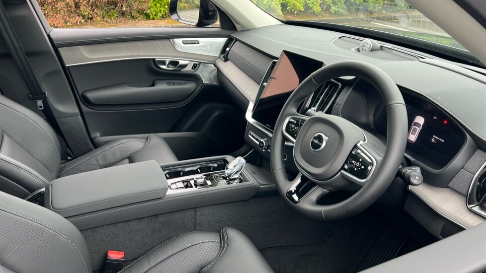 Used Volvo XC90 2025 for sale - 76146131: Photo 5