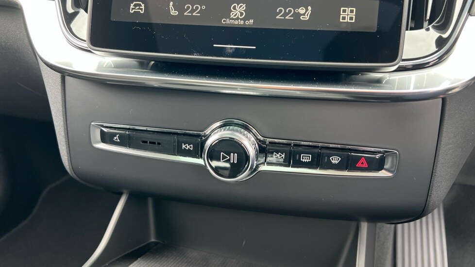 Used Volvo XC90 2025 for sale - 76146131: Photo 76