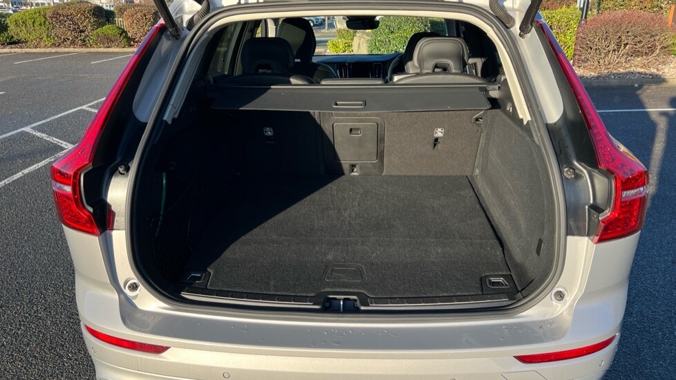 Used Volvo XC60 2025 for sale - 76999517: Photo 17