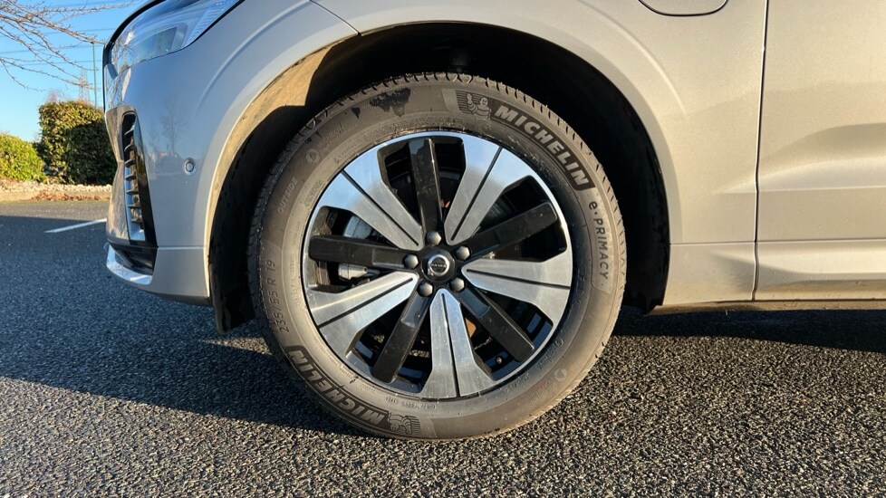 Used Volvo XC60 2025 for sale - 76999517: Photo 25