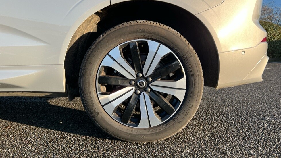 Used Volvo XC60 2025 for sale - 76999517: Photo 26