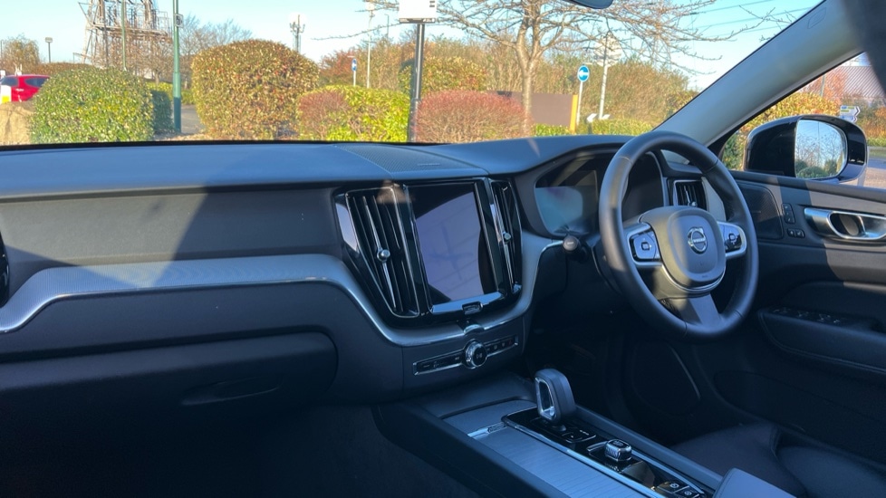 Used Volvo XC60 2025 for sale - 76999517: Photo 4