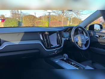 Used Volvo XC60 2025 for sale - 76999517: Photo