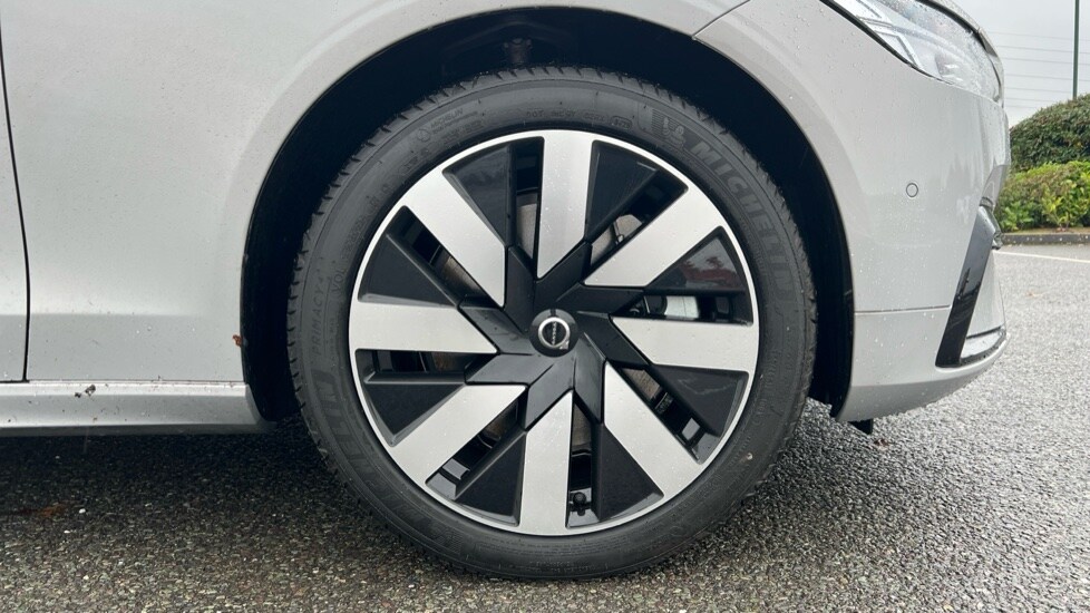 Used Volvo V90 2025 for sale - 76533690: Photo 16