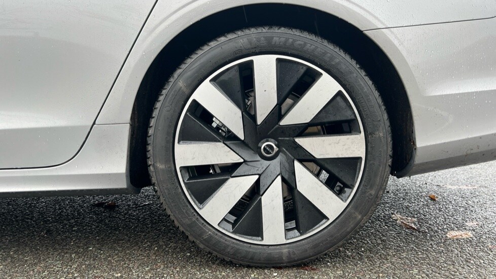 Used Volvo V90 2025 for sale - 76533690: Photo 26