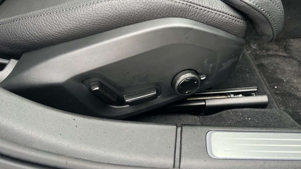 Used Volvo V90 2025 for sale - 76533690: Photo 32