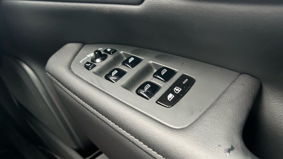 Used Volvo V90 2025 for sale - 76533690: Photo 33