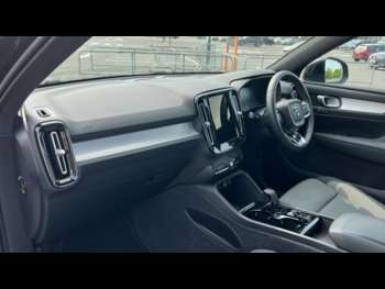 Used Volvo XC40 2023 for sale - 74796323: Photo