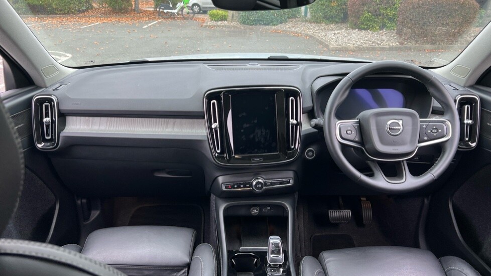 Used Volvo XC40 2024 for sale - 76244520: Photo 21