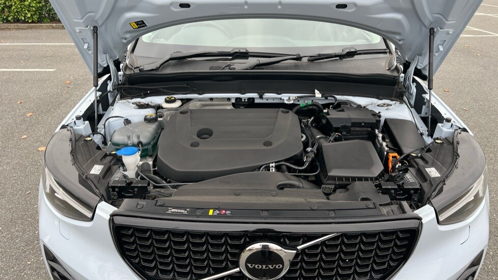 Used Volvo XC40 2024 for sale - 76244520: Photo 23