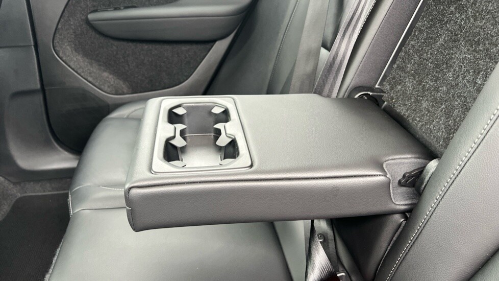 Used Volvo XC40 2024 for sale - 76244520: Photo 31