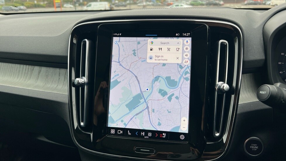 Used Volvo XC40 2024 for sale - 76244520: Photo 36