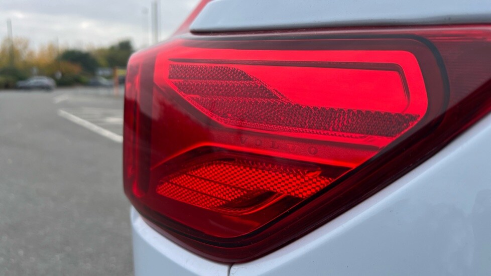 Used Volvo XC40 2024 for sale - 76244520: Photo 48