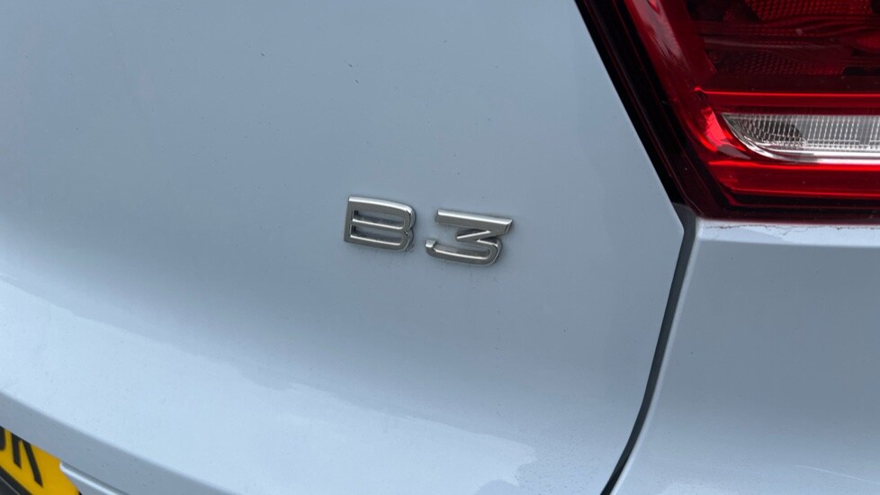 Used Volvo XC40 2024 for sale - 76244520: Photo 49