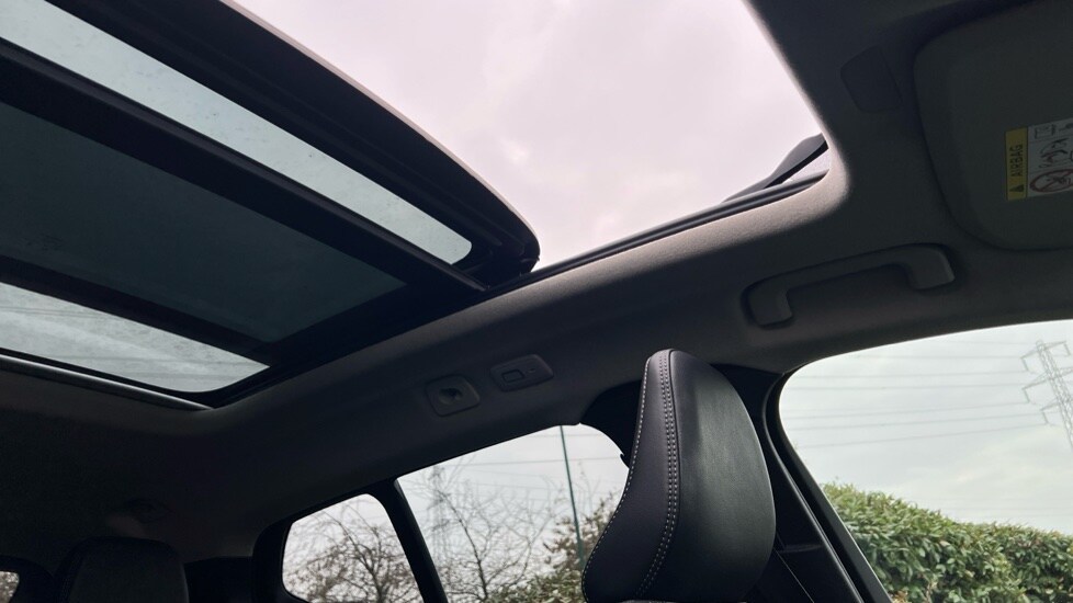 Used Volvo XC40 2024 for sale - 76244520: Photo 59