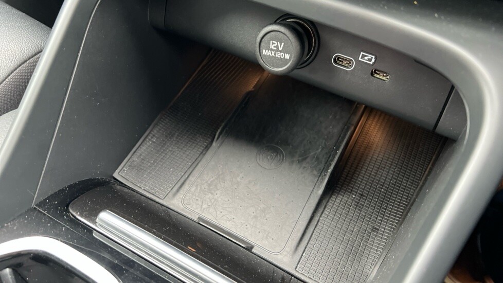 Used Volvo XC40 2024 for sale - 76244520: Photo 63