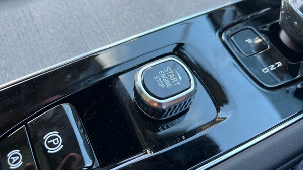 Used Volvo XC90 2025 for sale - 76062179: Photo 28