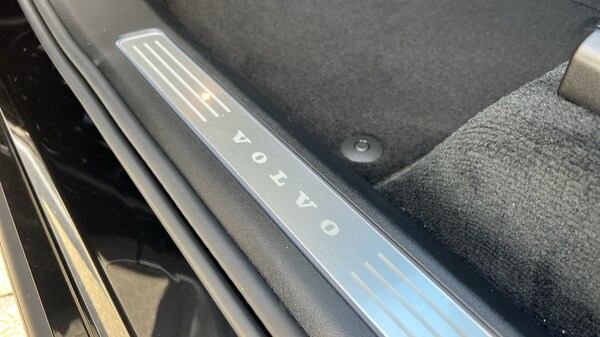 Used Volvo XC90 2025 for sale - 76062179: Photo 39